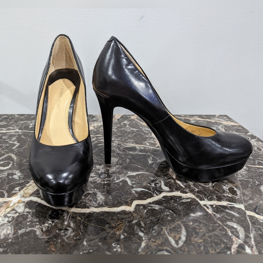 Black platform heels from Gianni Bini. 7.5M size.